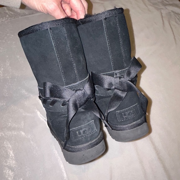 UGG Classic Lace Short boots black 8 - Picture 2 of 14